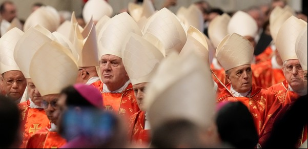 Comienza el cónclave: fuerte pedido de unidad a los cardenales antes de que comiencen a votar al nuevo Papa