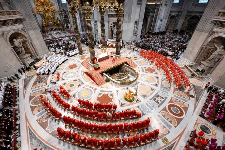 La misa "Pro eligendo pontifice". Foto: EFE