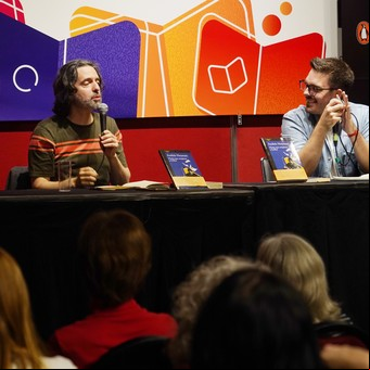 Andrés Neuman presentó su libro sobre la vida desconocida detrás de María Moliner