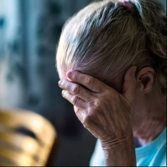 Una mujer de 86 años fue declarada muerta por error y ni siquiera le pagan la pensión