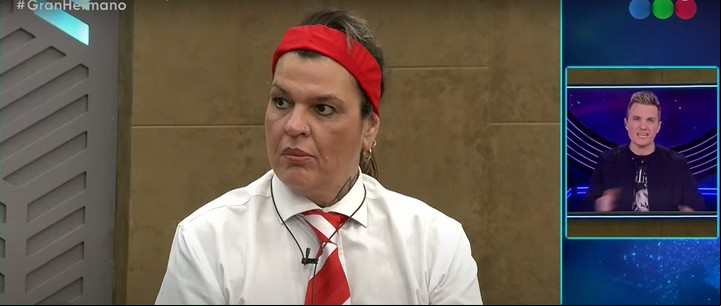 Esta vez Sandra, la pescadora, no quedó nominada: ya está entre los nueve finalistas. Aquí, lookeada a lo "High School Musical".
