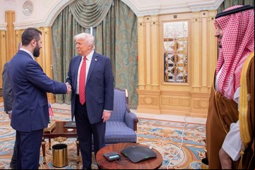 Donald Trump se reúne con el ex líder rebelde convertido en líder de Siria y marca un fuerte giro en la relación 