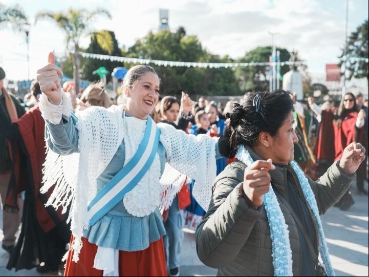 El municipio de Lomas de Zamora invita a una gran fiesta popular en la plaza Grigera.