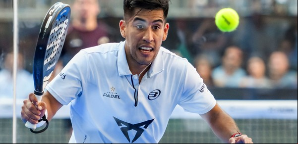 Federico Chingotto, el argentino número 3 del ranking de pádel: vendió rifas para viajar, vivió en un auto y es campeón mundial