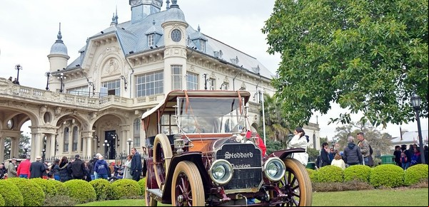 Gran Premio en Buenos Aires: la pasión por la Fórmula 1 llegó a la capital y fomentó un espectáculo de otra época