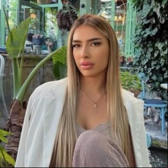 Quién era la influencer Tijana Radonjic, que murió tras caer al vacío en pleno vuelo de parapente