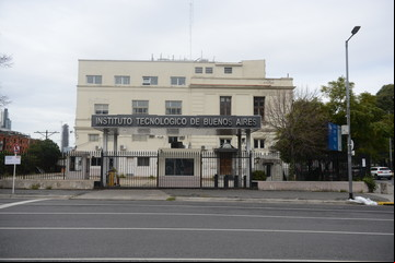 La familia dueña de Pampa Energía compró uno de los edificios más codiciados de Puerto Madero